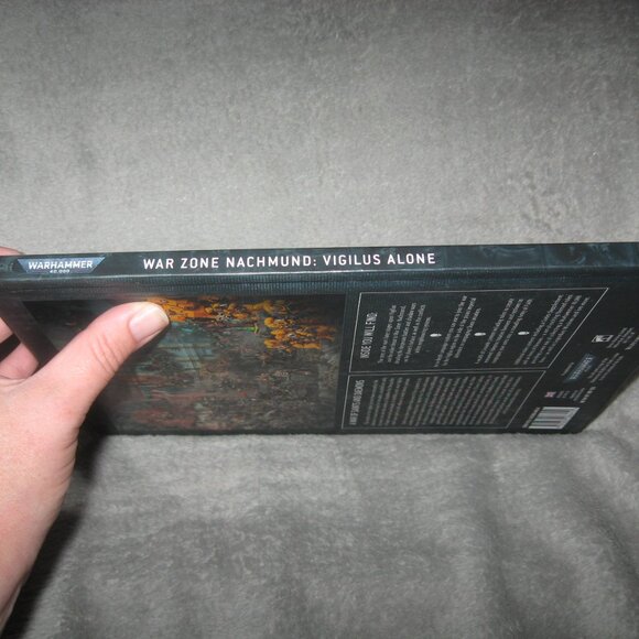 Warhammer Hardcover Book 40,000 40K War Zone Nachmund: Vigilus Alone 2409A7 - Picture 4 of 11